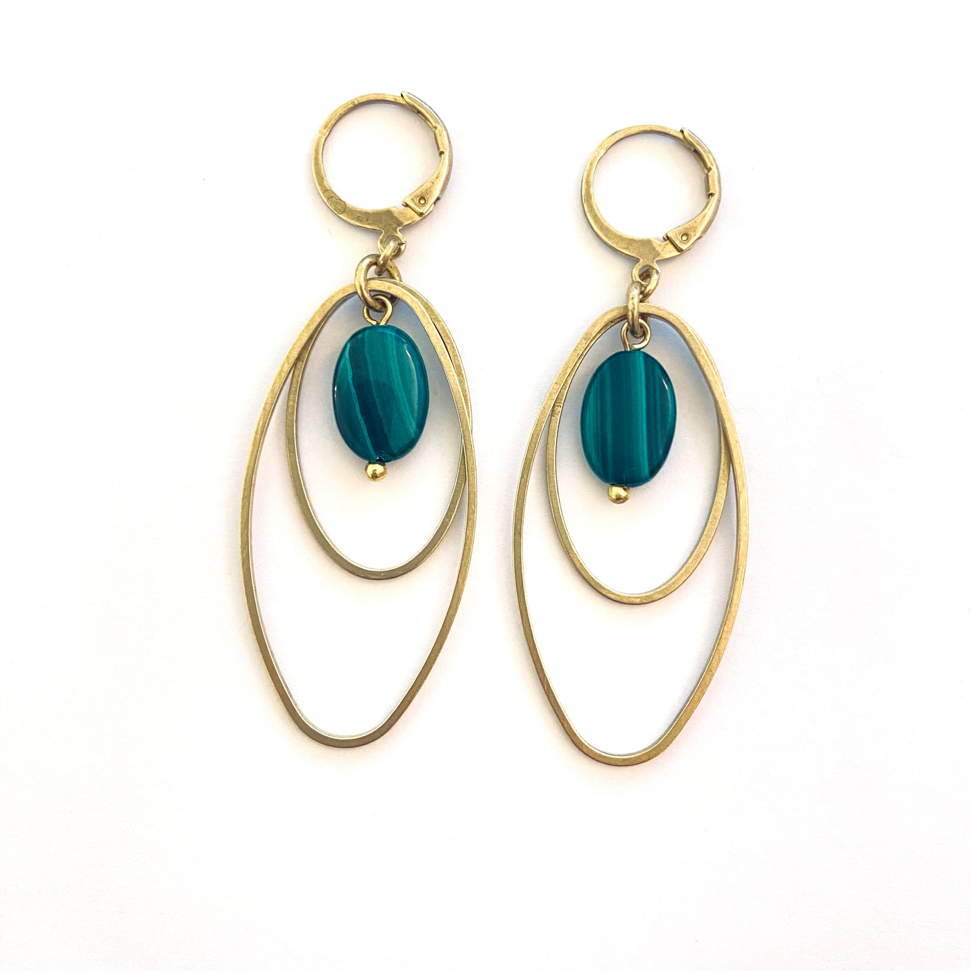 HAZEL - Green brass earrings