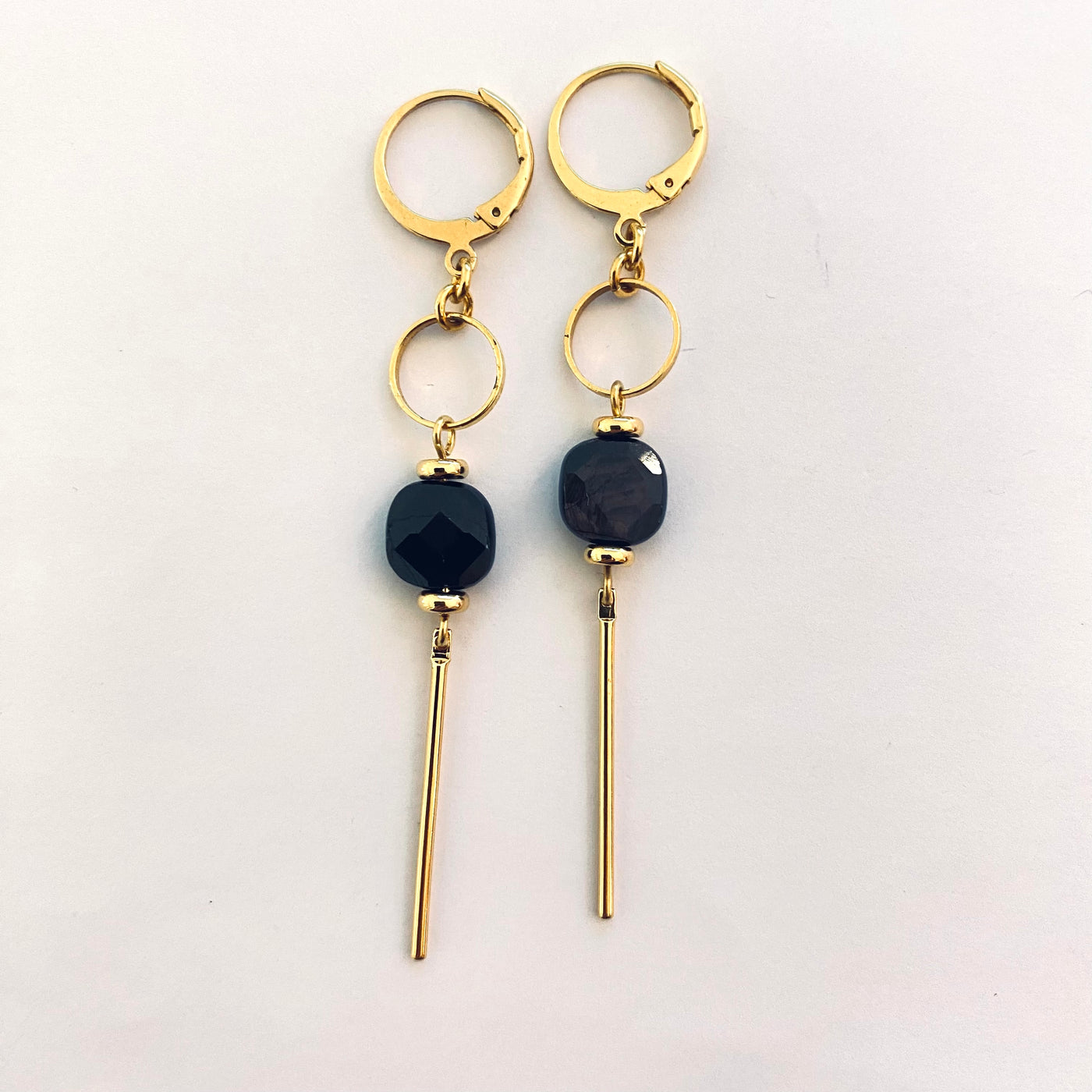 HESTIA - Black gold plated earrings