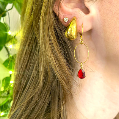 JUSTINE - Ruby gold plated earrings