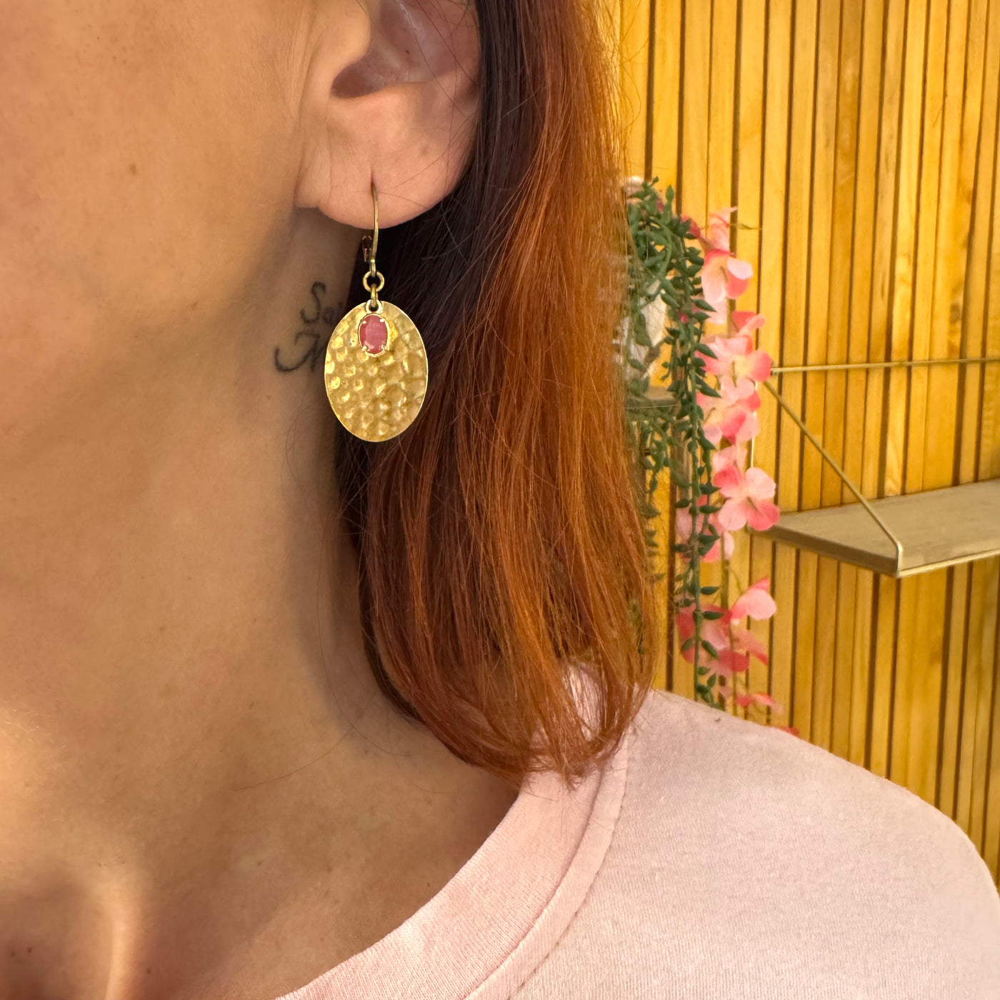 NORA - Boucles en laiton rose