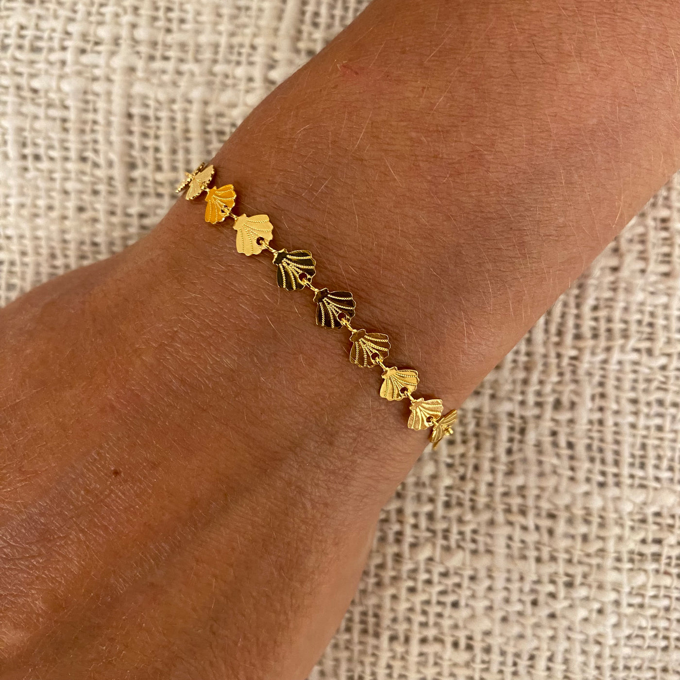 SHELL - Gold plated bracelet
