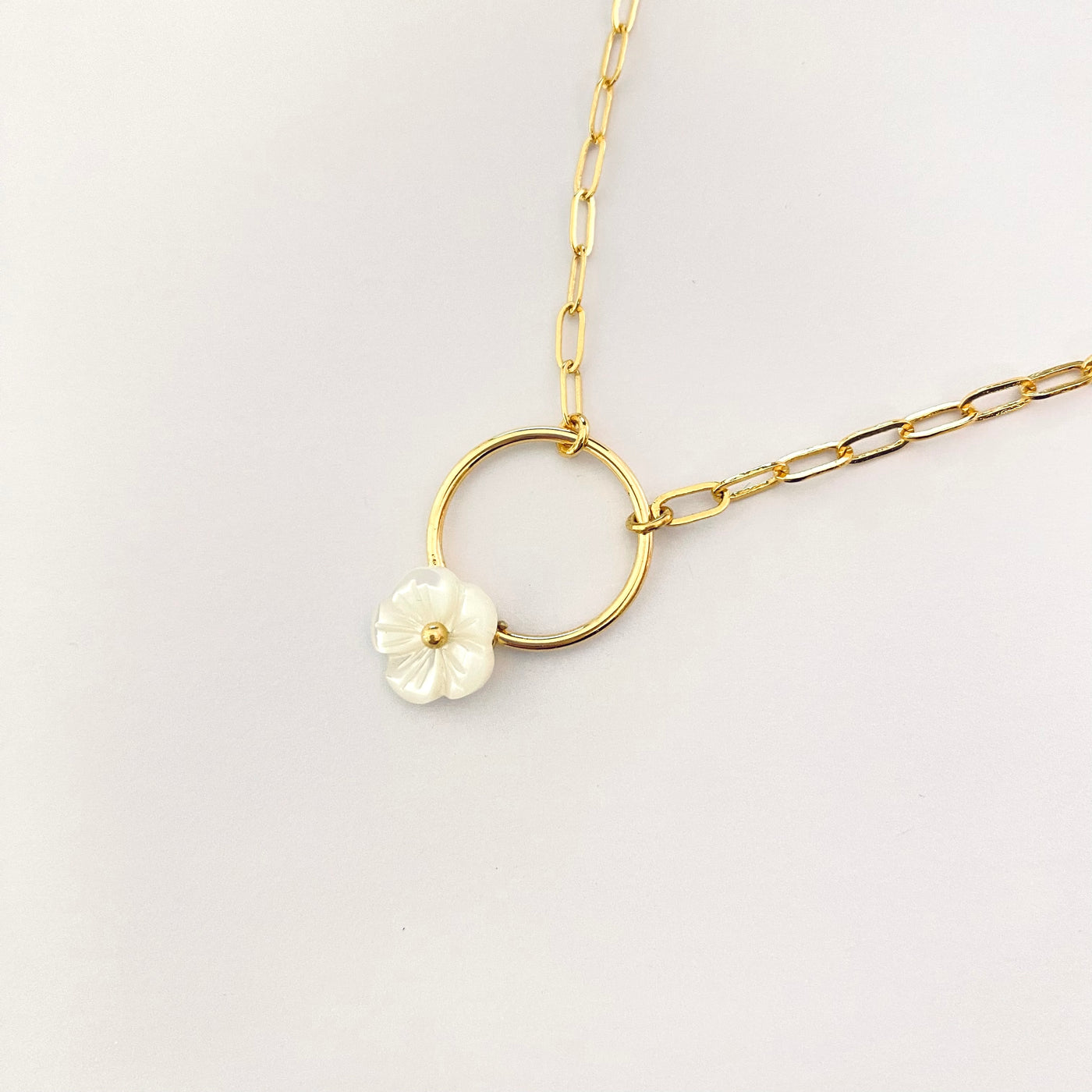 FLOWER mini - Collier plaqué or blanc