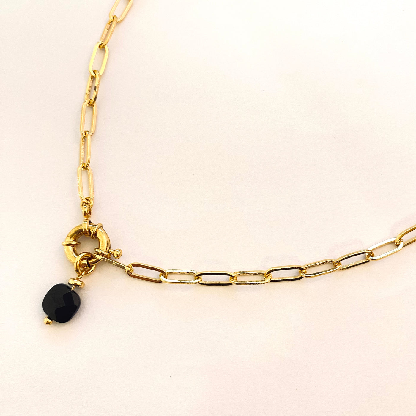 OSCAR - Black gold plated necklace