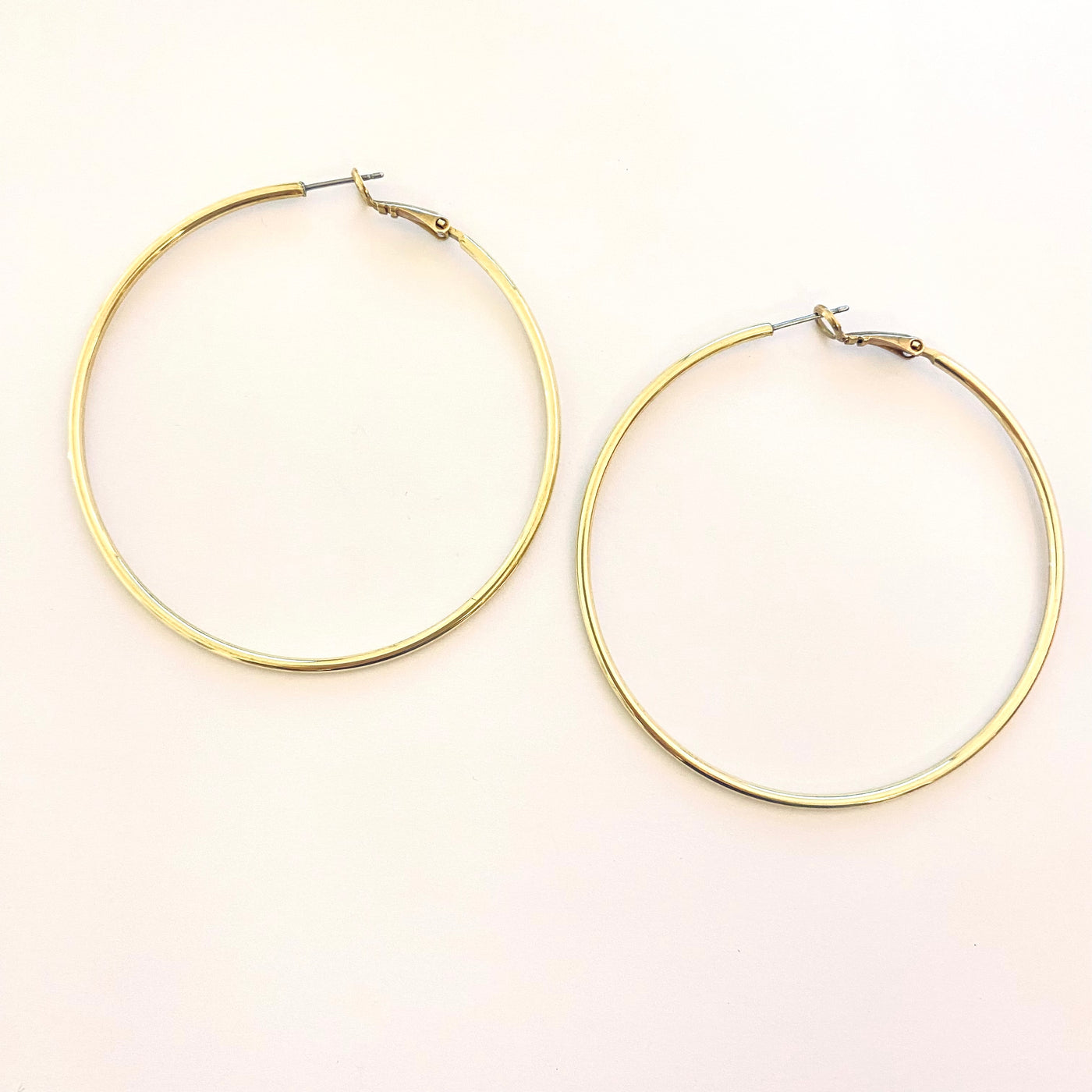 RITA - Large brass hoop earrings