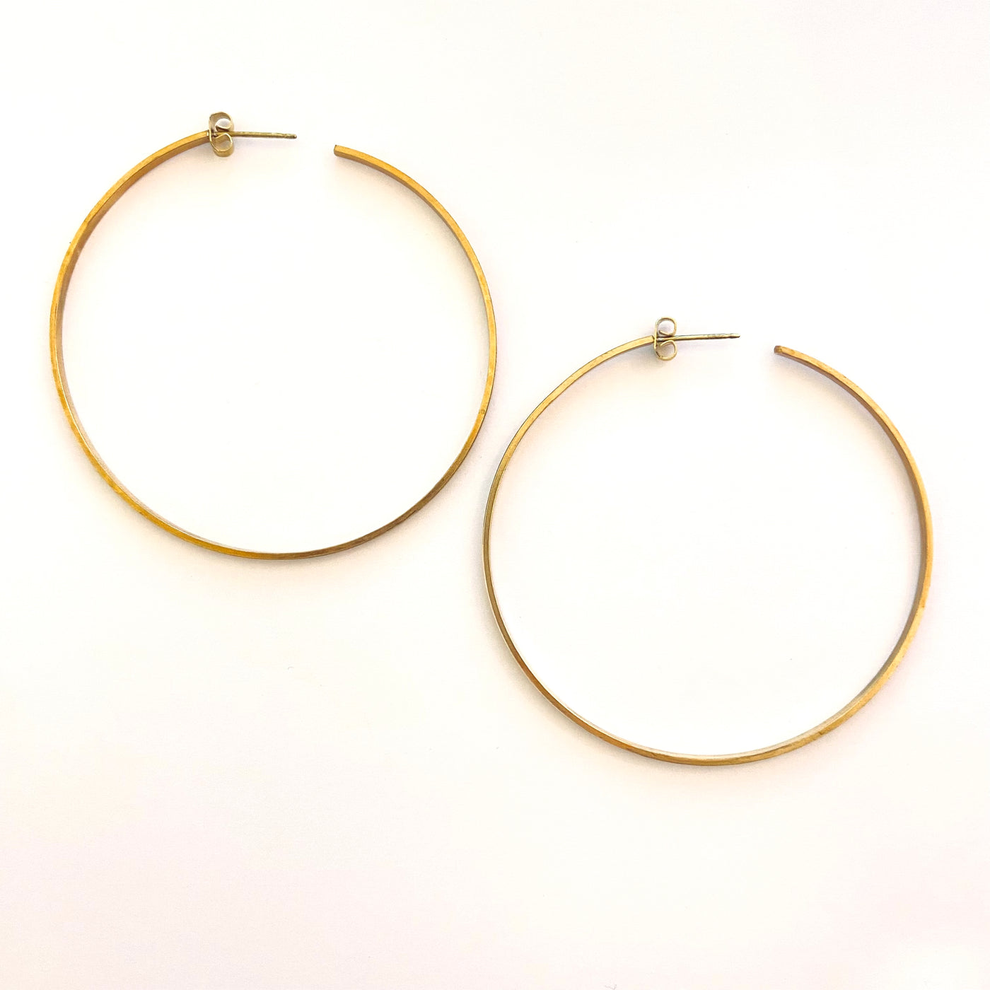 SAMIA - Brass hoop earrings